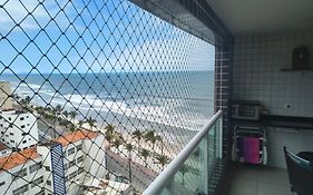 Apartamento em Mongaguá, Frente ao Mar